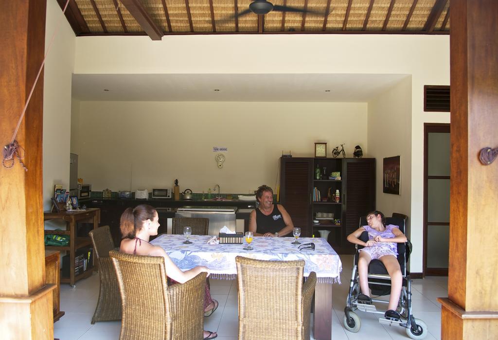 Villa G Sanur  Room photo